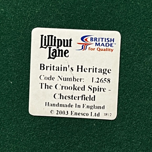 Lilliput Lane | Crooked Spire Chesterfield | Britain’s Heritage Collection - Picture 14 of 14